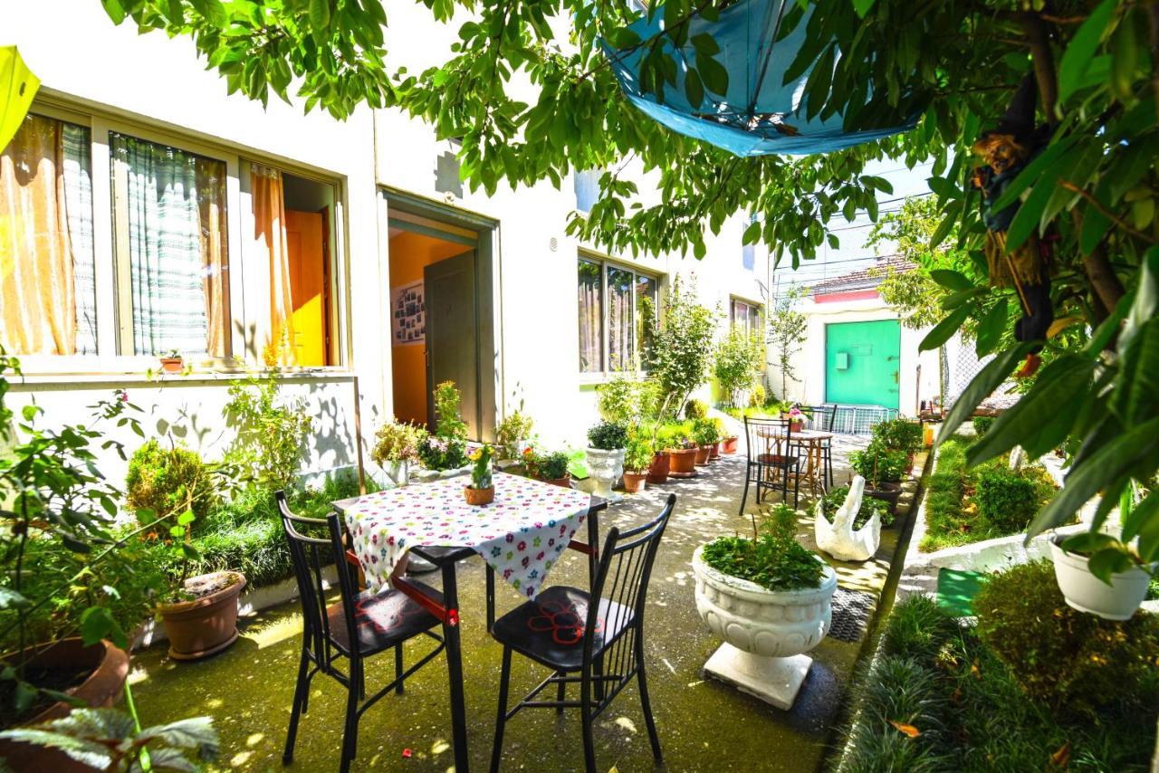 Lovely Apartment W/ Ac + Bath. + Kitchen + Parking And Garden Shkoder Exterior photo